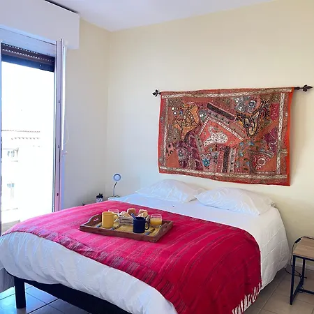 Apartment 2 A 100 M De La *
