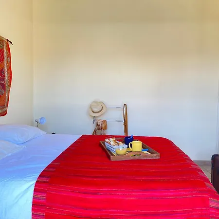 2 A 100 M De La Apartment